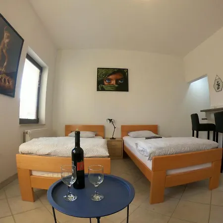 Ivan-experience 2 Bedrooms Apartament
